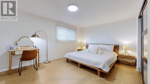 54 Senator Reesor'S Drive, Markham, ON - Indoor Photo Showing Bedroom