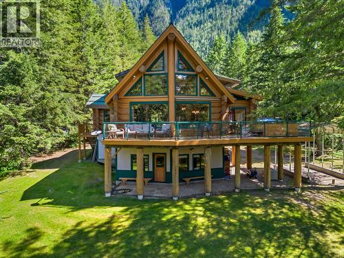 3866 ROCK ISLAND Road  Nakusp, BC V0G 1R1