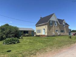 7 Grey Street  Joggins, NS B4H 1A0