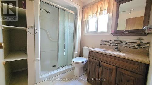 25 Balmoral Avenue, Tiny, ON 