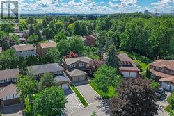 20 CARNEGIE CRESCENT  Markham, ON L3T 5H1