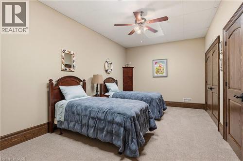 5550 Twelve Mile Trail, Burlington, ON - Indoor Photo Showing Bedroom