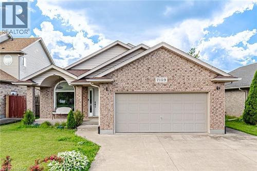 7109 PARKSIDE Road  Niagara Falls, ON L2H 3L6