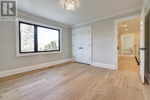 981 Valdese Drive, Mississauga, ON 