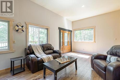 1226 Baseline Road, Gravenhurst, ON 