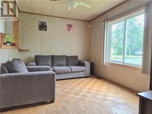 98 William, Chelmsford, ON 