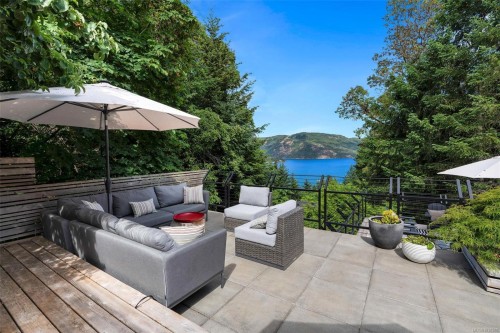 977 Grandview St, Duncan, BC 