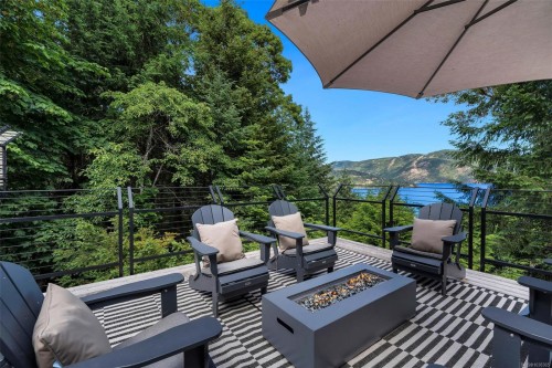 977 Grandview St, Duncan, BC 