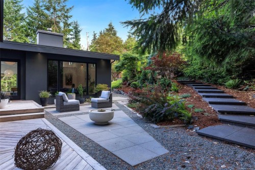 977 Grandview St, Duncan, BC 