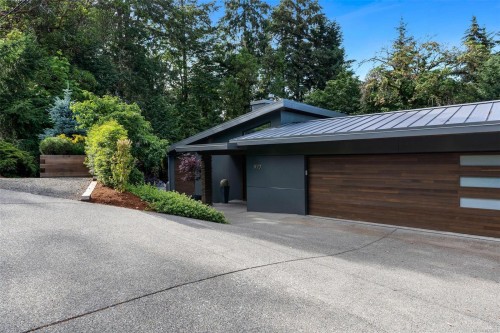 977 Grandview St, Duncan, BC 