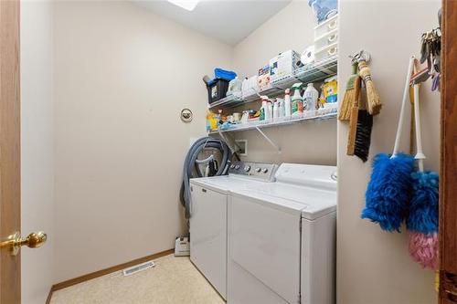 20-123 Victor Lewis Dr, Winnipeg, MB 