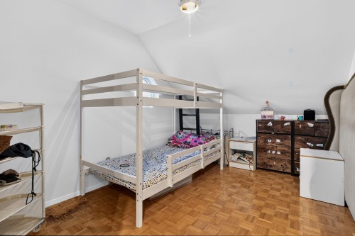 Boudoir - 3060 Rue Perrier, Mascouche, QC 