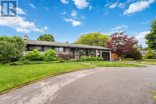 9 CARTIER DRIVE  St. Catharines (Vine/Linwell), ON L2M 2E5