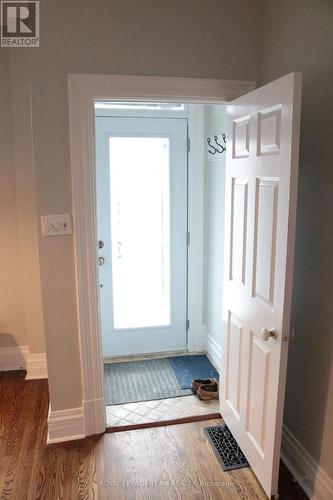 35 Ivy Crescent, Ottawa, ON 