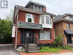 2F & 3F - 269 MAIN STREET W Hamilton, ON L8P 1J5