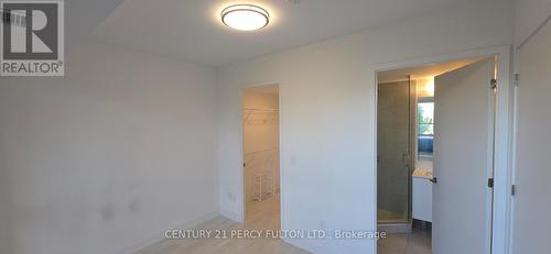 309 - 8 TIPPETT ROAD  Toronto, ON M3H 0E7