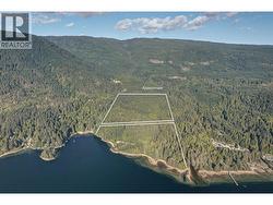 7425 SECHELT INLET ROAD  Sechelt, BC V7Z 0C7
