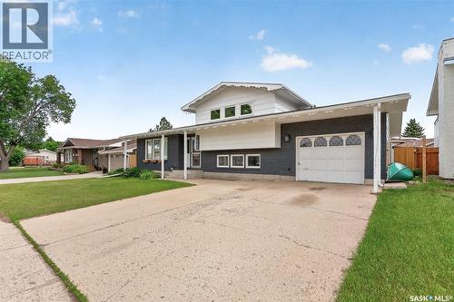 1266 Maybery Crescent, Moose Jaw, SK 