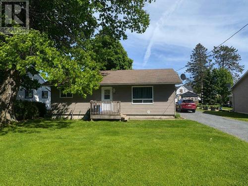 233 Federation ST  Thessalon, ON P0R 1L0