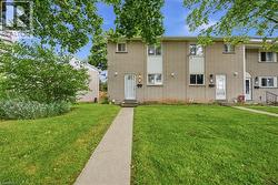 82 RIVERDALE Drive Unit# 14  Hamilton, ON L8E 1K3