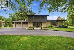 17 PLEASANT Crescent  Brantford, ON N3T 1S3