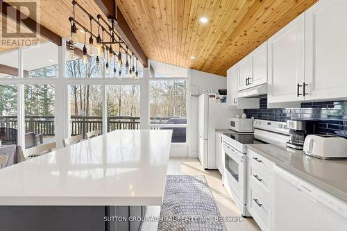 28 Timcourt Drive, Tiny, ON 