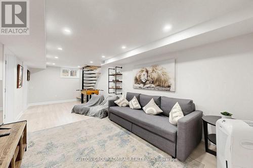 28 Timcourt Drive, Tiny, ON 
