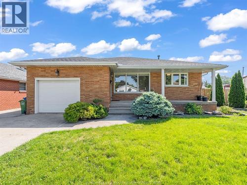 424 LAPORTE AVENUE  Windsor, ON N8S 3R2