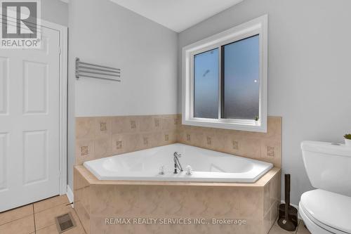 7009 Kalar Road, Niagara Falls, ON 