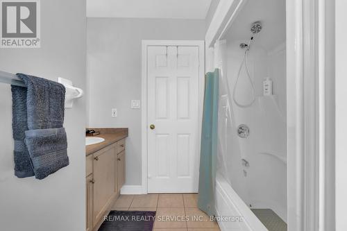 7009 Kalar Road, Niagara Falls, ON 