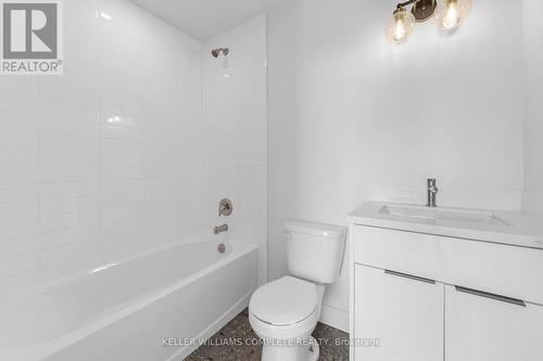 ENSUITE BATH - 809 - 24 Augusta Street, Hamilton, ON 