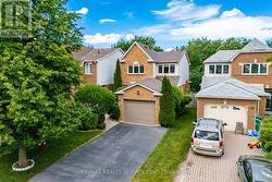 38 FURROWS END  Brampton, ON L6Z 4S5