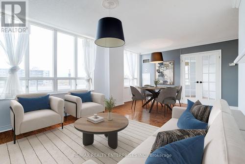 304 - 2285 Lake Shore Boulevard W, Toronto, ON 