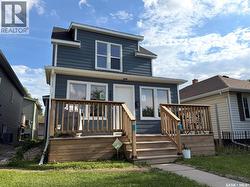 203 8th STREET W  Saskatoon, SK S7M 0B7