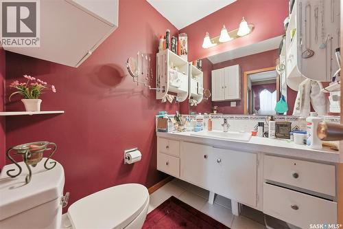 20 Clark Crescent, Saskatoon, SK 