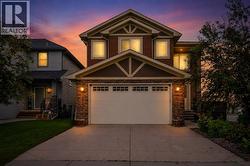 40 Baywater Court SW  Airdrie, AB T4B 0A8