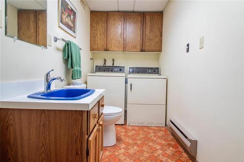 68 Old Arnes Place, Arnes, MB 