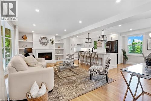 1 Blackfriars Place, Cambridge, ON 