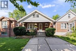 703 RANDOLPH Windsor, ON N9B 2T7