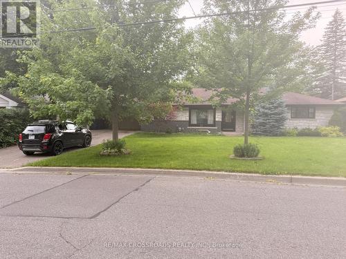 23 Burnview Crescent, Toronto, ON 