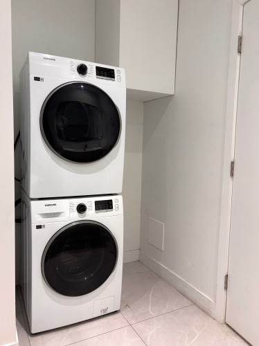 Laundry - 202-930 Rue Charlevoix, Montréal (Le Sud-Ouest), QC 