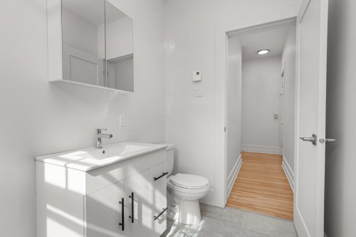 Salle de bains - 17-2076 Rue Sherbrooke O., Montréal (Ville-Marie), QC 