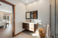 Salle de bains attenante à la CCP - 