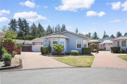 101 Raven Crt View Royal, BC V9A 7M2