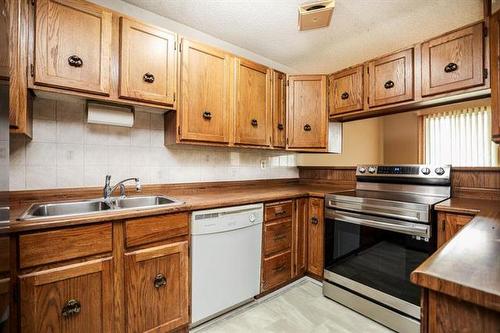 103 Lake Village Rd, Winnipeg, MB 
