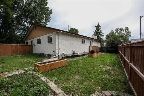 103 Lake Village Rd, Winnipeg, MB 