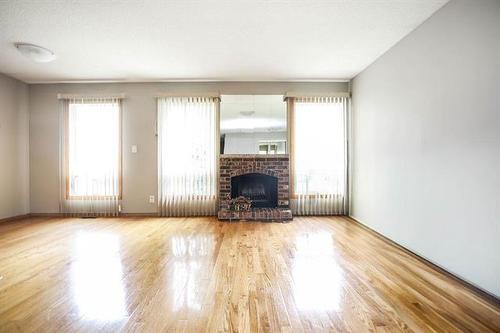 103 Lake Village Rd, Winnipeg, MB 