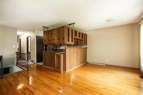 103 Lake Village Rd, Winnipeg, MB 