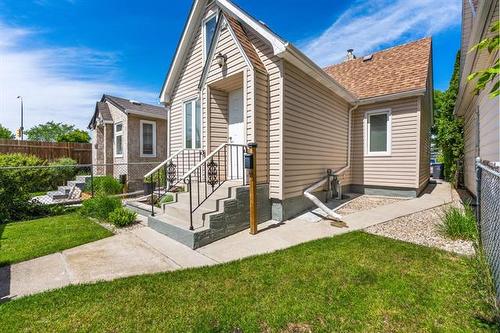791 Redwood Ave, Winnipeg, MB 