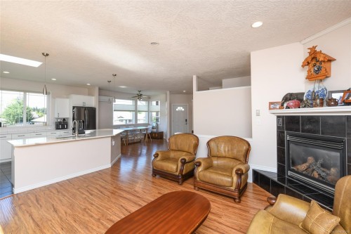 2133 Perth Pl, Courtenay, BC 